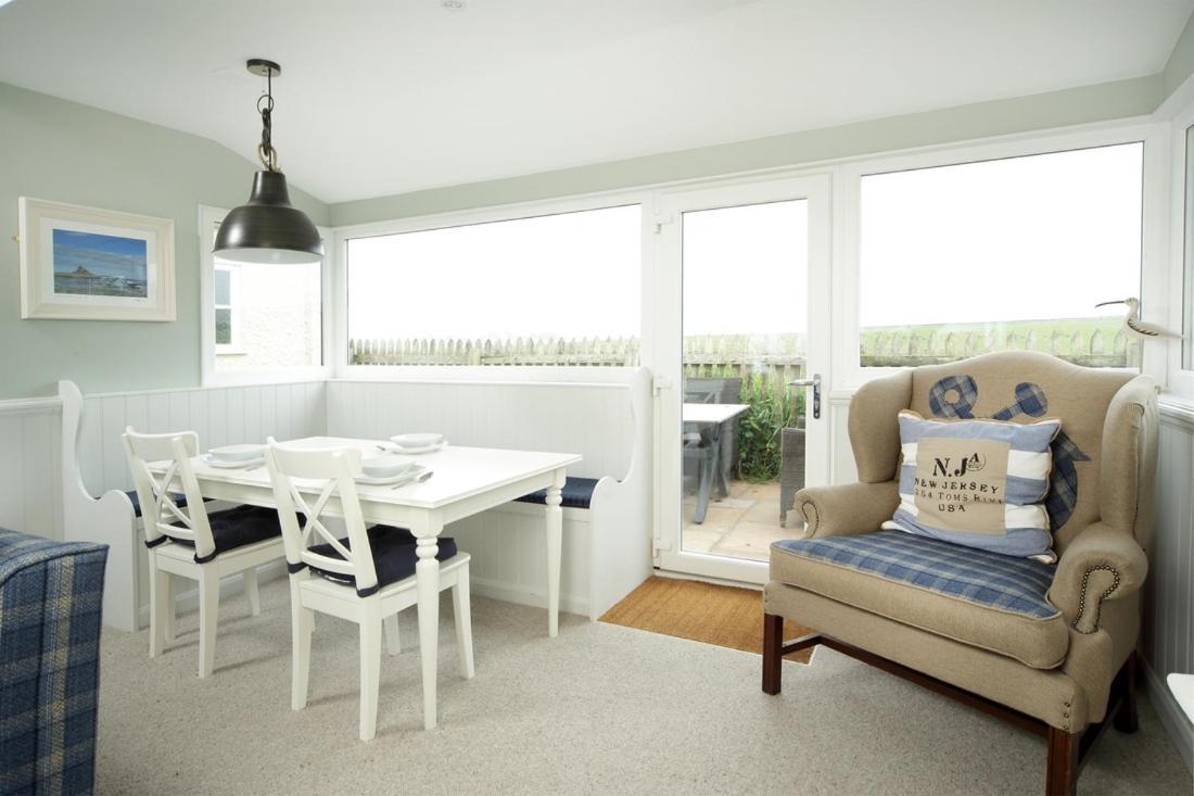 Point Cottages, Bamburgh Eksteriør billede